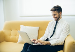 Où trouver un contrat de bail gratuit (Guide Baildelocation.com)?
